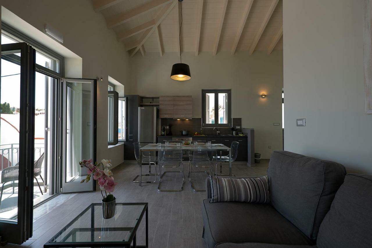 Villa Kalypso Chalki Town 外观 照片